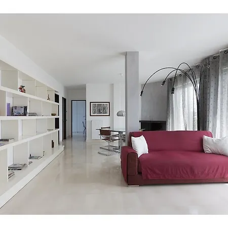 Apuliapartments-lighthouse * Bari